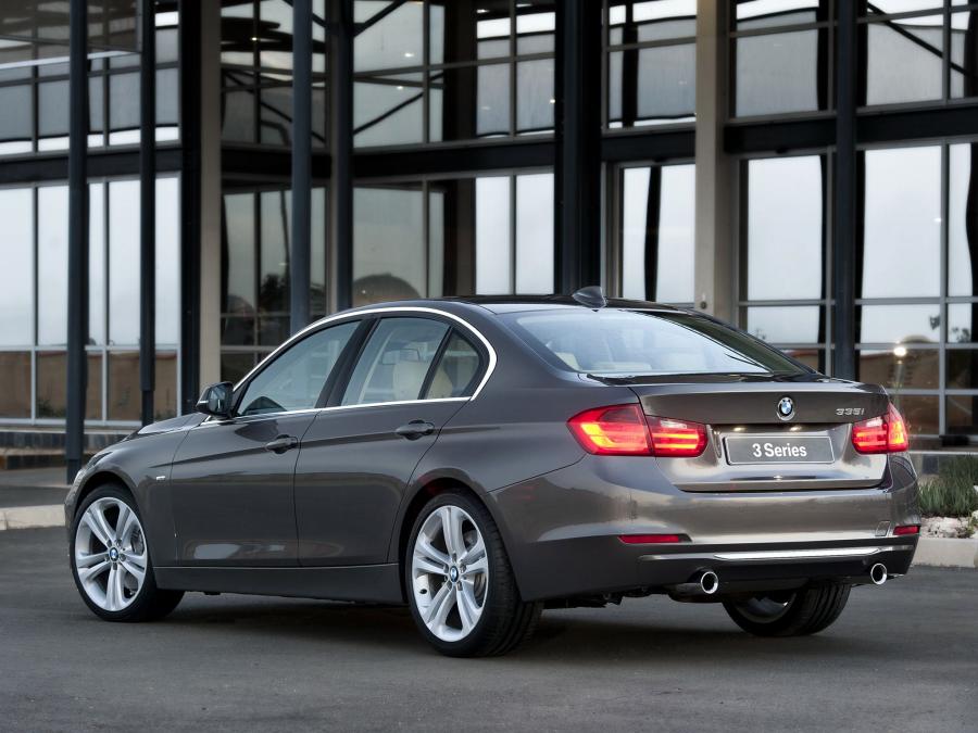  BMW 335i Sedan Luxury Line 2012 года  (ZA) (фото 10 из 14)